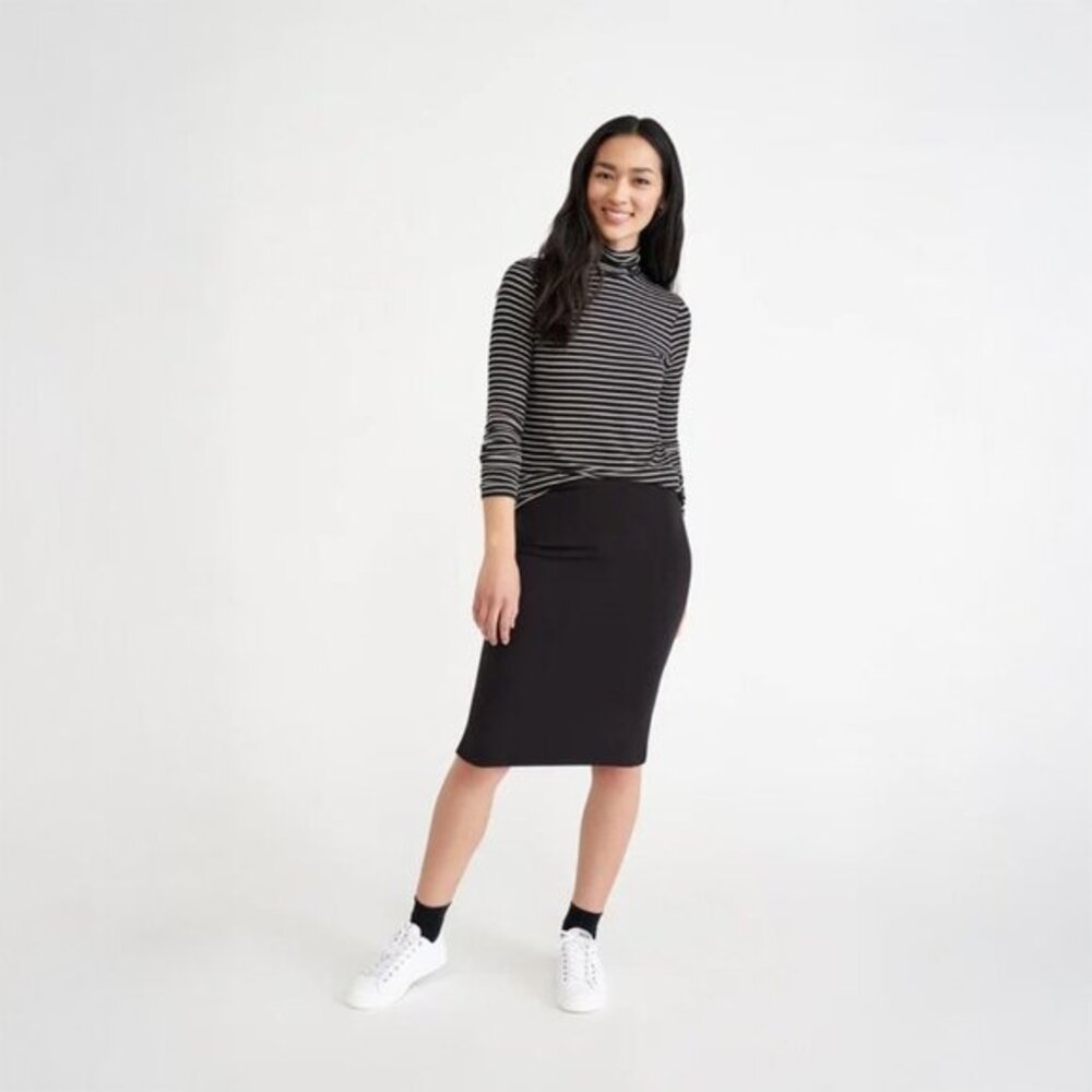 Amour Vert Yuma Skirt in Black - sz Medium